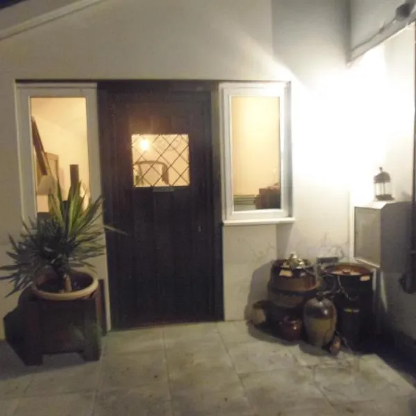 Dippy cottage，位于贝克斯希尔的酒店
