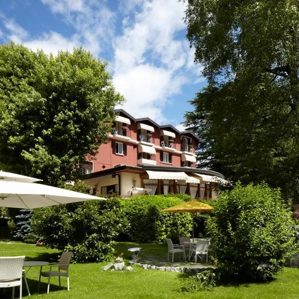 米兰SNC酒店，位于兰佐丁泰尔维的酒店