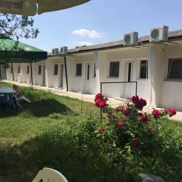 Bungalow Eforie Nord，位于艾福雷诺德的酒店