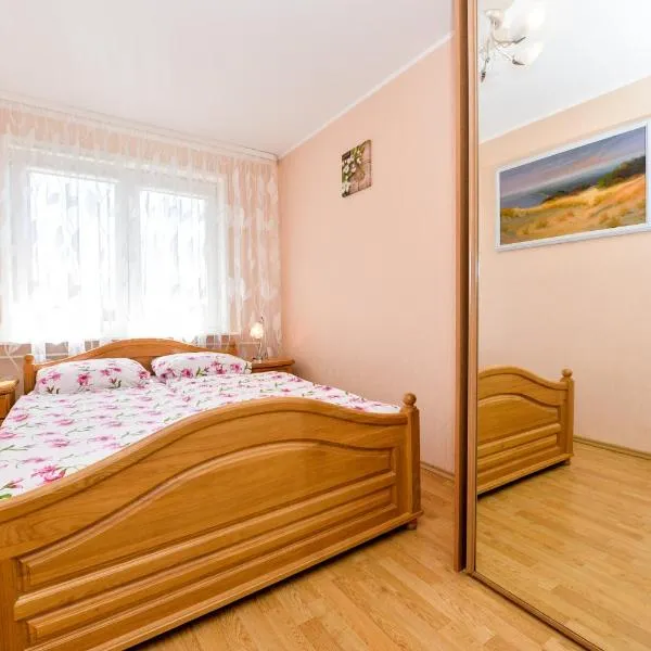 Guesthouse "Nakvyne pas zveja" Nagliu street，位于奈达的酒店