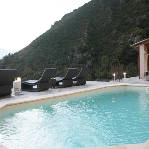 Casa Di Lucia Mi-Hotel，位于Valle d'Alesani的酒店