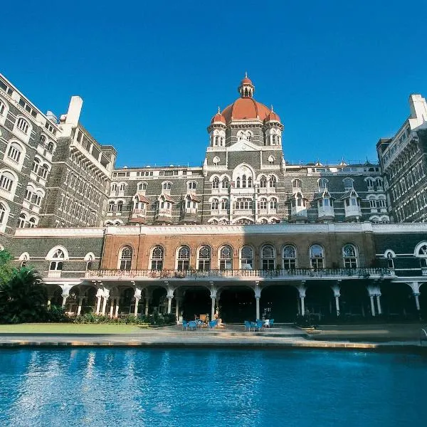 孟买泰姬马哈拉宫殿酒店，位于Sheva的酒店