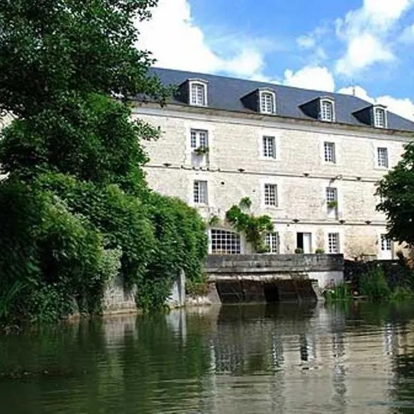 穆勒珀伊酒店，位于Poilly-sur-Serein的酒店