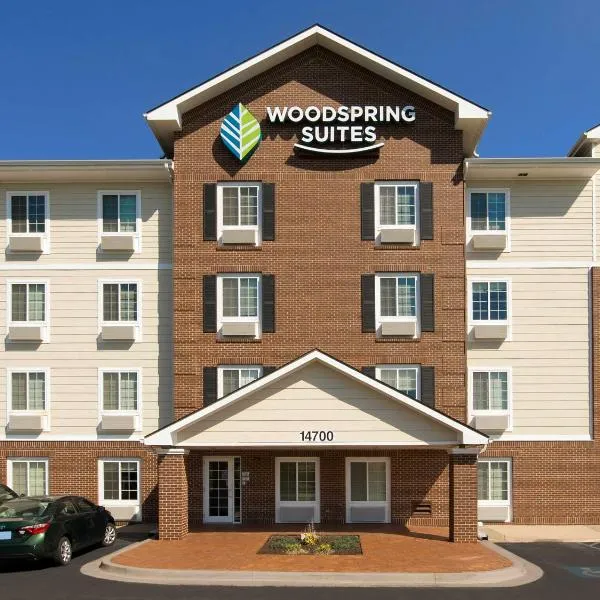 WoodSpring Suites Kansas City Lenexa，位于雷内克萨的酒店