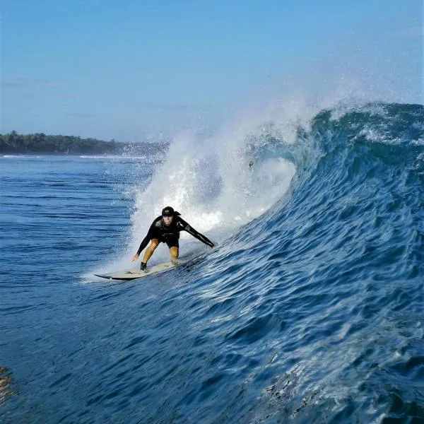 Sumatra Surf Resort，位于Krui的酒店