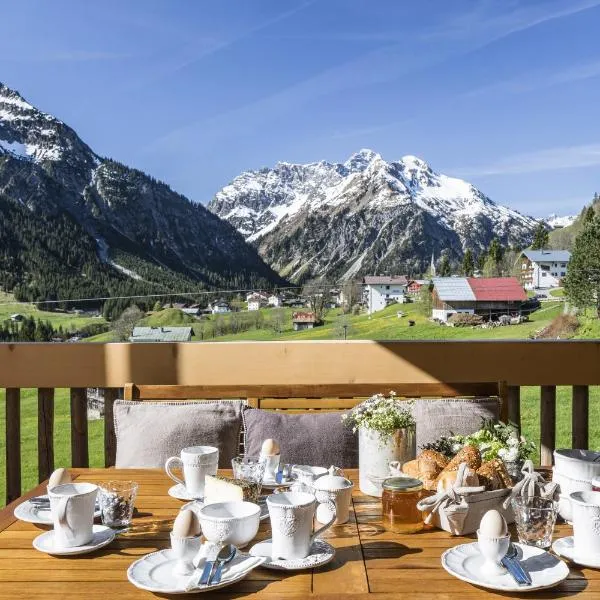 Ahorn Chalet Mittelberg，位于米特尔贝格的酒店