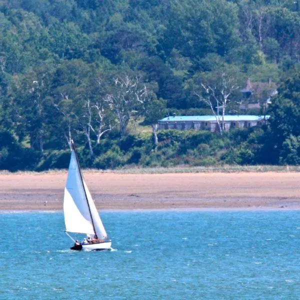 赫德利之家住宿加早餐旅馆，位于Victoria Beach 的酒店