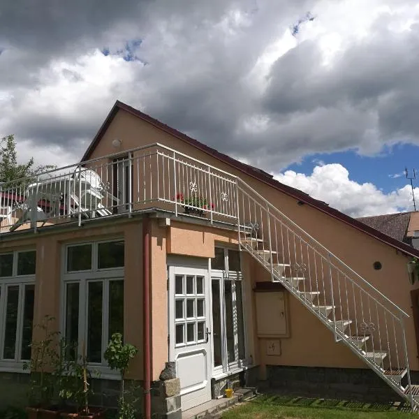 Apartman v zahrade，位于Světce的酒店