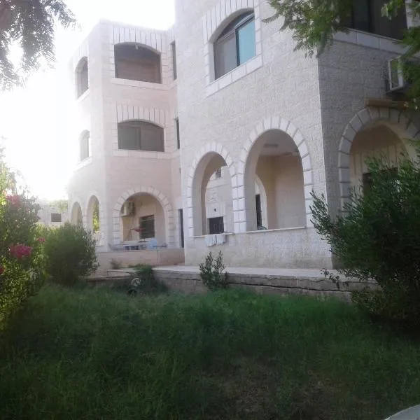 Jericho Waleed's Hostel，位于杰里科的酒店
