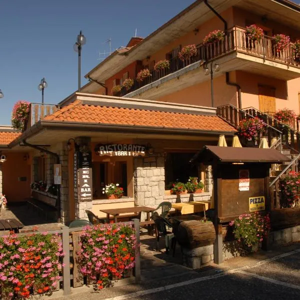 Albergo Legazzuolo Montecampione，位于Gratacasolo的酒店