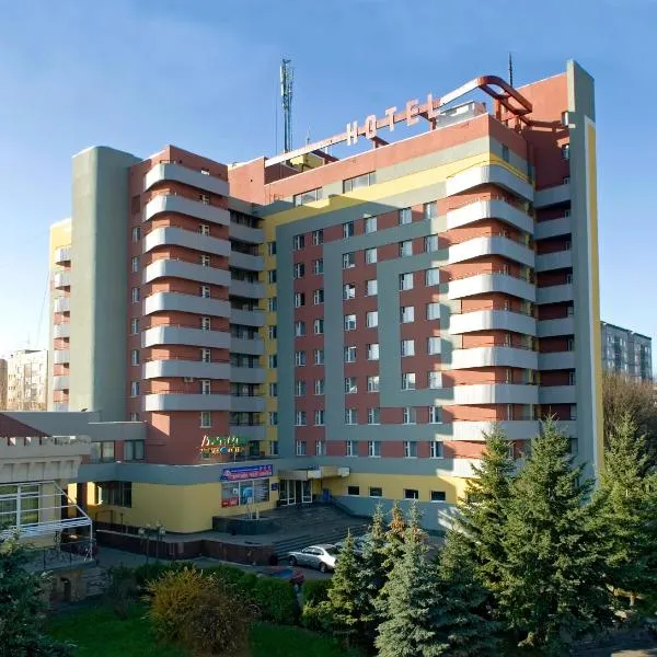 旅游酒店，位于Bila Krynytsya的酒店