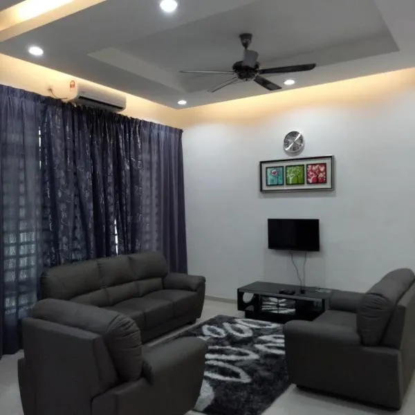 Amanda Homestay Dungun 1，位于龙运的酒店