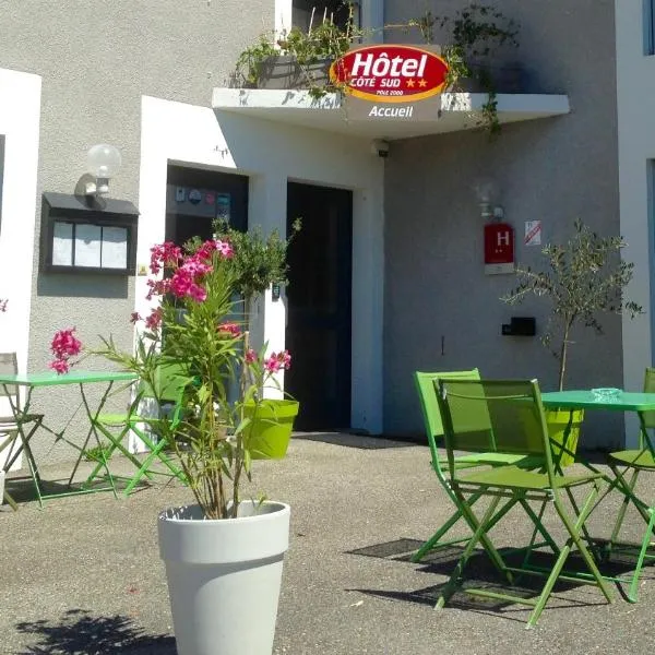 科特南酒店，位于Charmes-sur-Rhône的酒店