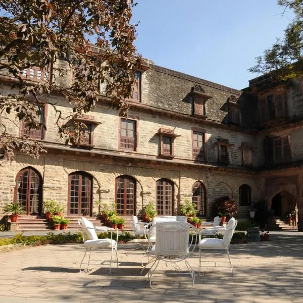 Palace Hotel - Bikaner House，位于Anādra的酒店