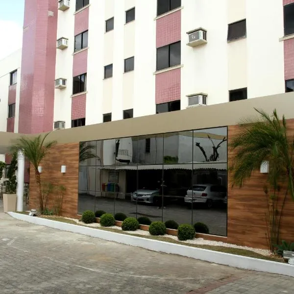 坎波斯道斯戈依他卡兹王宫酒店，位于Cruz das Almas的酒店