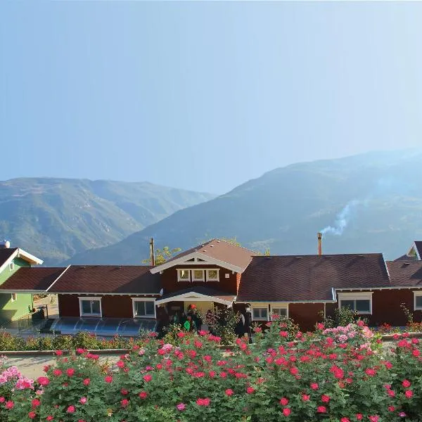 Ktima Noosfera Wellness & Retreat Center，位于Liyiá的酒店
