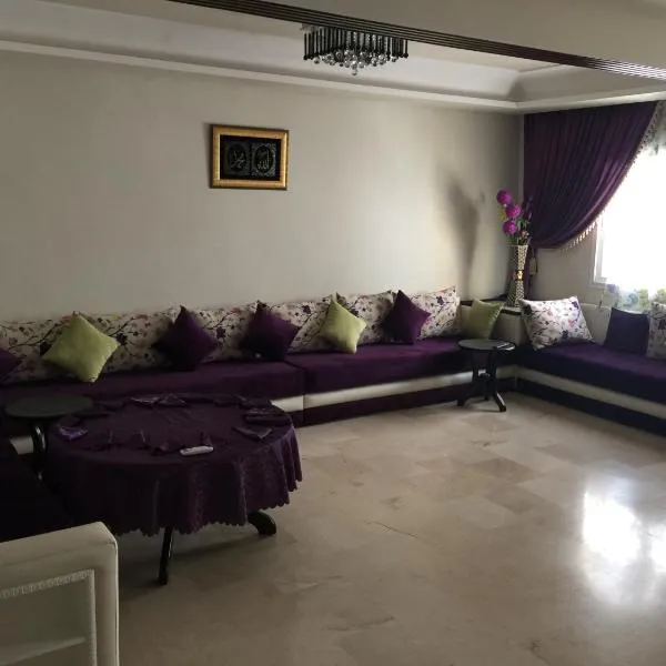Appartement De Luxe A Wilaya De Tetouan，位于得土安的酒店
