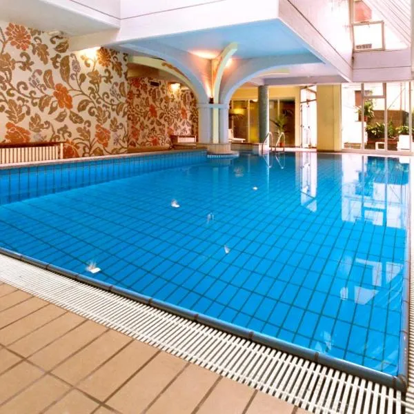 Hotel Ferrari，位于萨尔索马焦雷泰尔梅的酒店