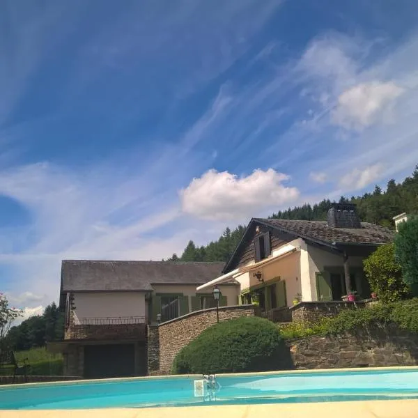 B&B Le Nid Doux (Vresse-Sur-Semois/Chairière)，位于瑟穆瓦河畔夫雷斯的酒店