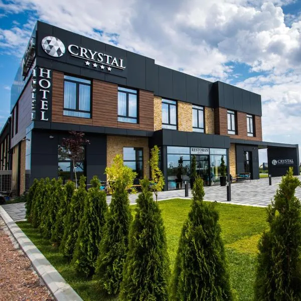 Hotel Crystal，位于Pećinci的酒店