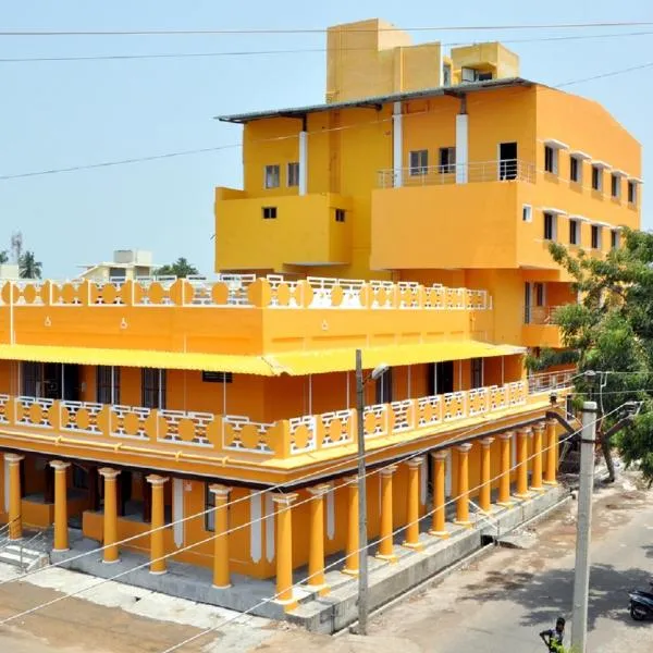 Hotel Anandhiram Heritage，位于Pillaittiruvāsal的酒店