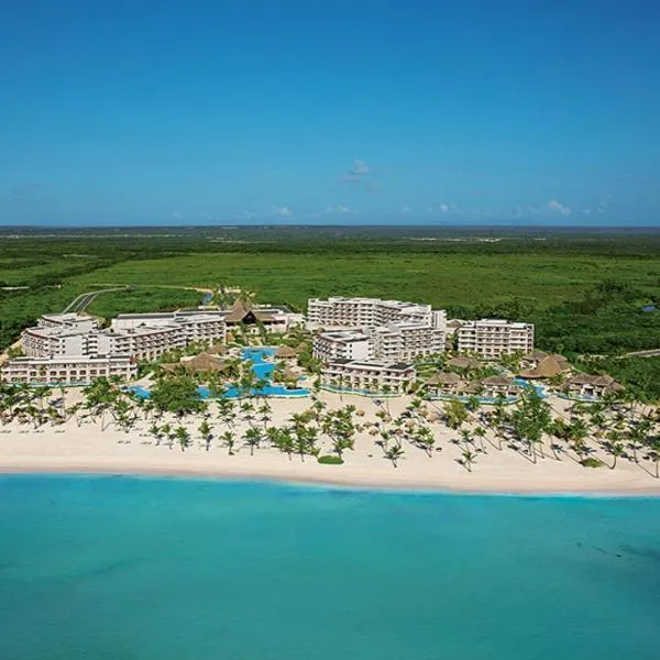 Secrets Cap Cana Resort & Spa - Adults Only - All Inclusive，位于Boca de Yuma的酒店