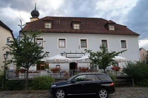 Gaststätte Liebl，位于多瑙河畔韦尔特的酒店
