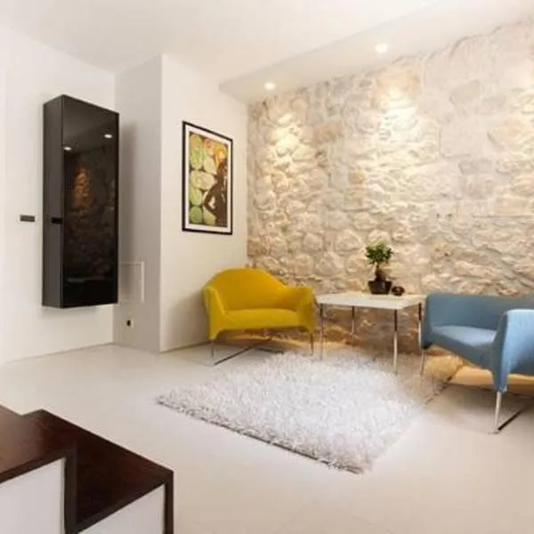 Marinela Suites，位于图彻皮的酒店
