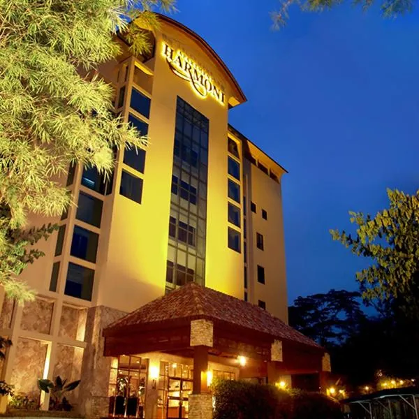 哈默尼套房酒店，位于巴都安帕的酒店