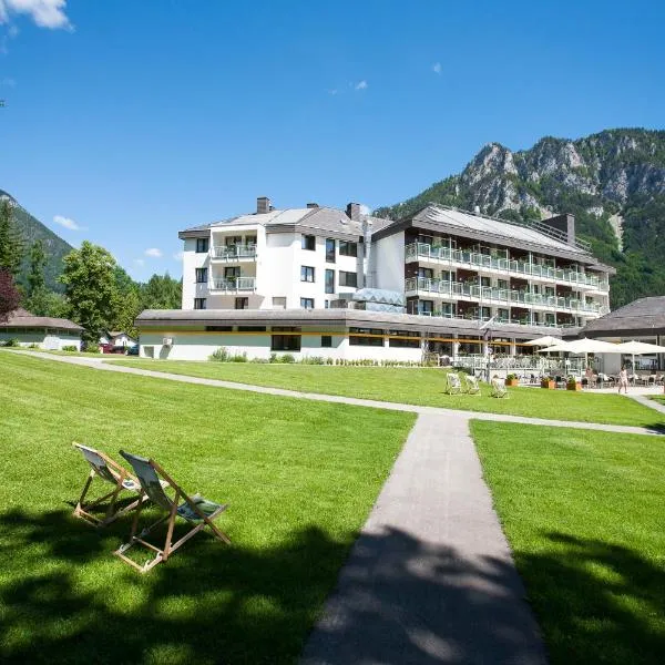 Parkhotel Hirschwang，位于Schwarzau im Gebirge的酒店