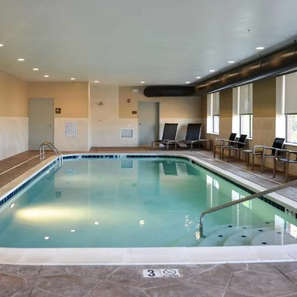 Comfort Suites Florence - Cincinnati South，位于弗洛伦斯的酒店
