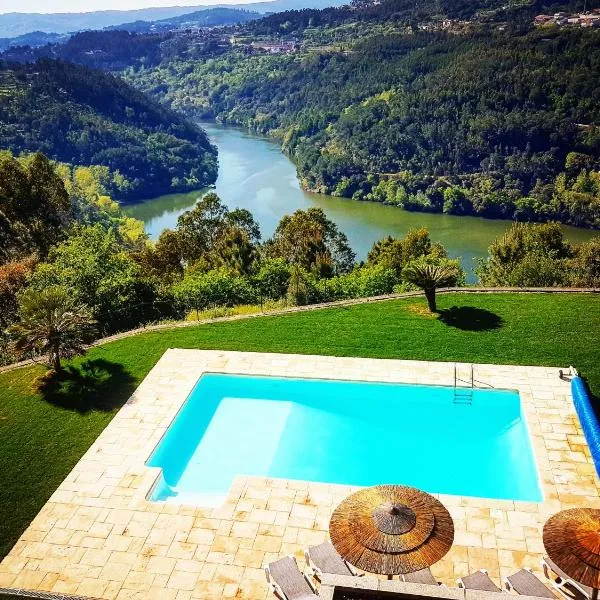 Quinta das Tílias Douro Valley，位于Cabaça的酒店