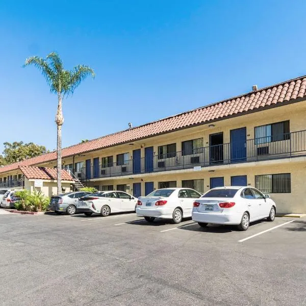 Motel 6 Riverside, CA - UCR East，位于里弗赛德的酒店