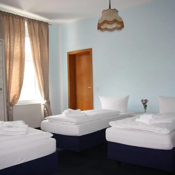 Hotel am Fluss，位于Prieros的酒店
