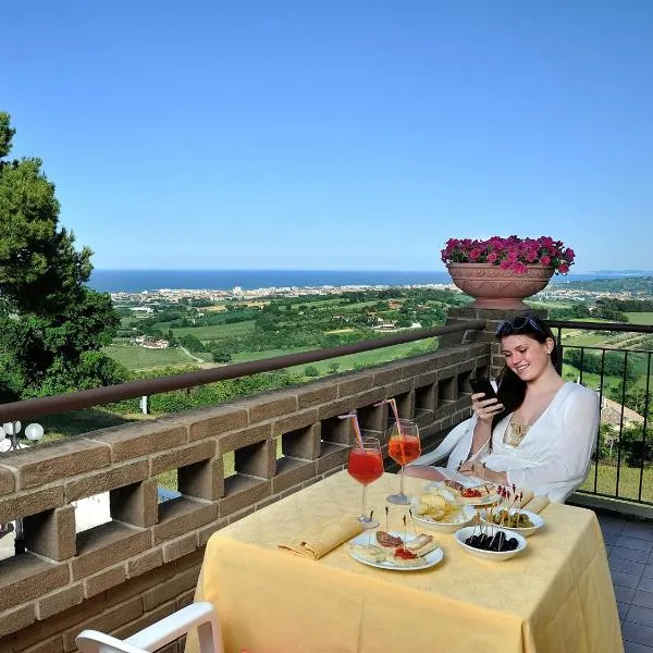 Hotel Bel Sit，位于西尼加利亚的酒店