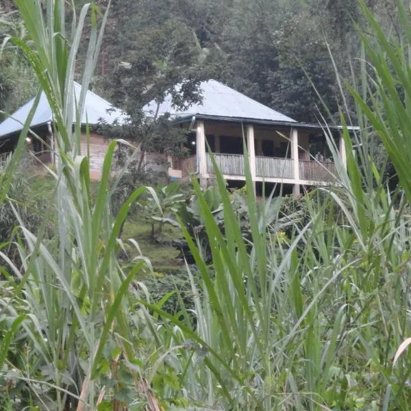 Ruboni Community Camp，位于卡塞斯的酒店