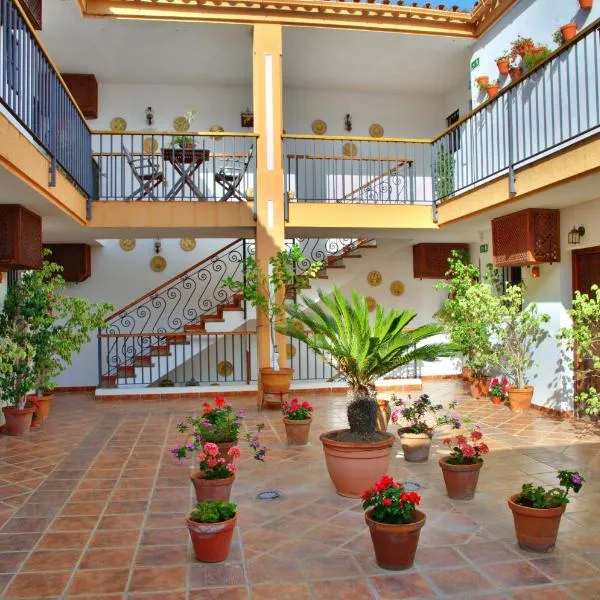 卡萨斯维亚斯酒店，位于Malcocinado的酒店