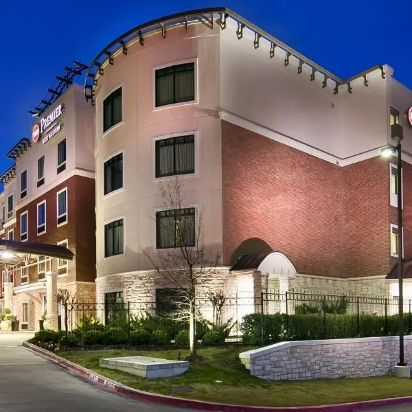 蔡斯皇冠套房贝斯特韦斯特尊贵酒店，位于Lake Dallas的酒店