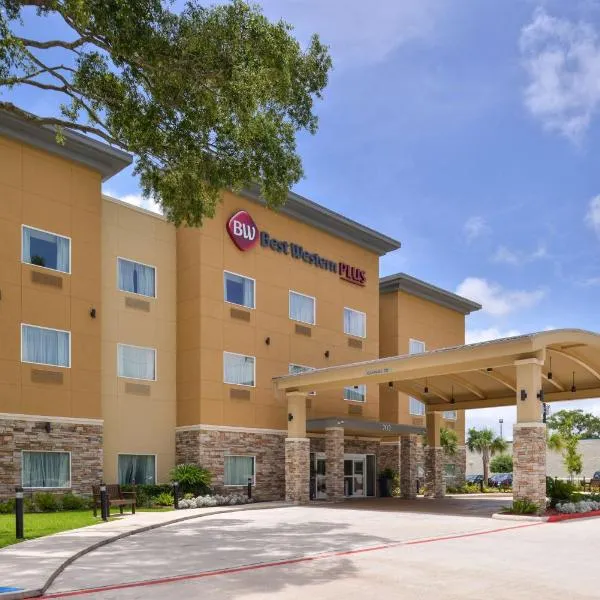 Best Western Plus Lake Jackson Inn & Suites，位于Brazoria的酒店