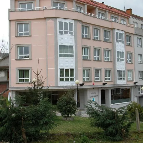 绿色海岸酒店，位于Ponteceso的酒店