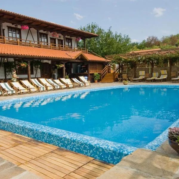 Complex Barite，位于Kipra的酒店