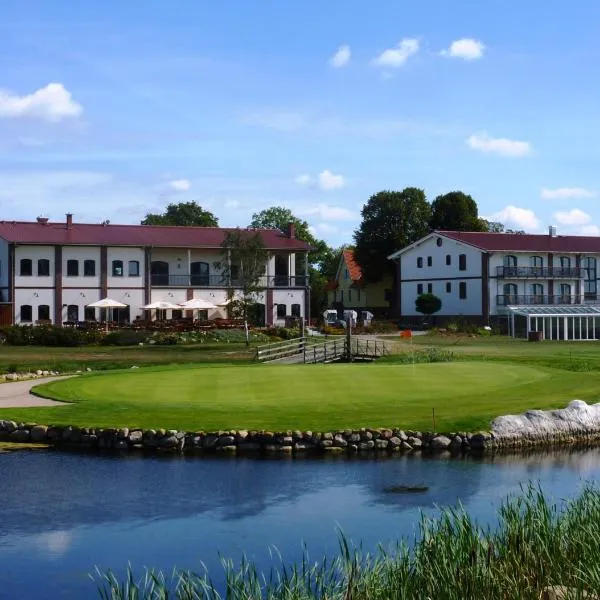 Golfpark Strelasund，位于Süderholz的酒店