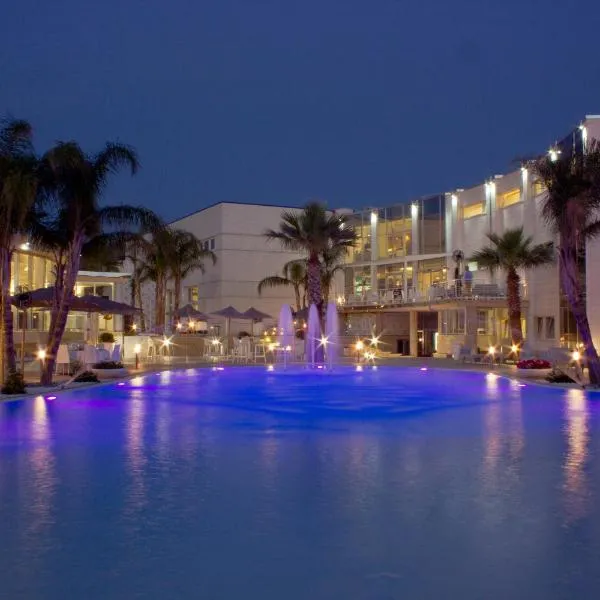 DubaiVillage，位于Camposano的酒店