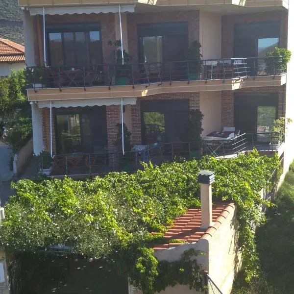 Nikolitsa Apartments，位于Glyfada Fokidas的酒店