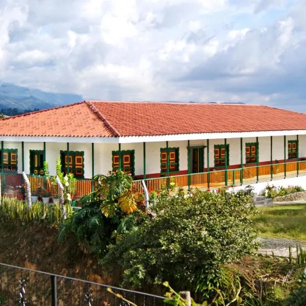 Hostal Casa de Los Taitas，位于萨兰托的酒店