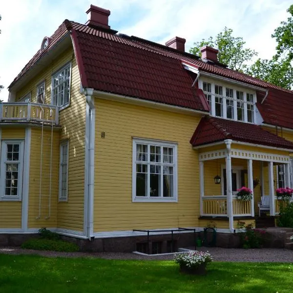 鲍姆加特纳别墅，位于Strömfors的酒店