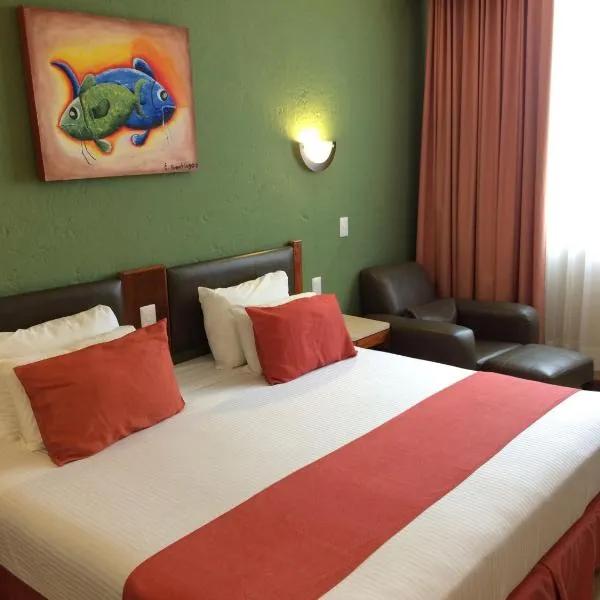 Hotel Enriquez，位于夸察夸尔科斯的酒店