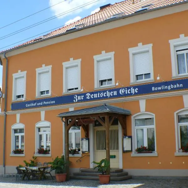 Zur deutschen Eiche，位于大舍瑙的酒店
