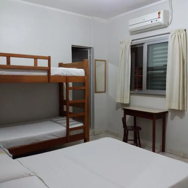 Apeninos Suites Basicas，位于圣保罗的酒店