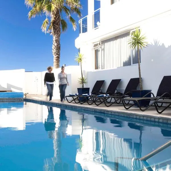 Belle Mer Beachfront Apartments - Self Serviced，位于芒格努伊山的酒店